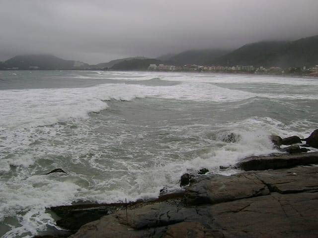 Spot de surf Praia do Tenório, São Paulo, Brasil
