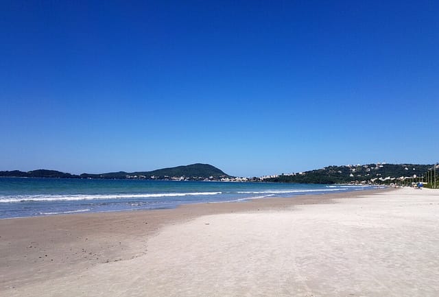Pico de surf Bombinhas, Santa Catarina, Brasil