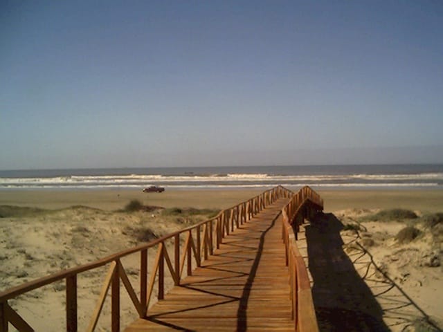 Pico de surf Praia do Cassino, Rio Grande do Sul, Brasil