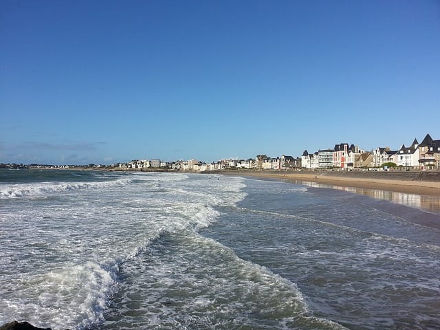Pico de surf Plage de Rochebonne, Metropolitan France, França
